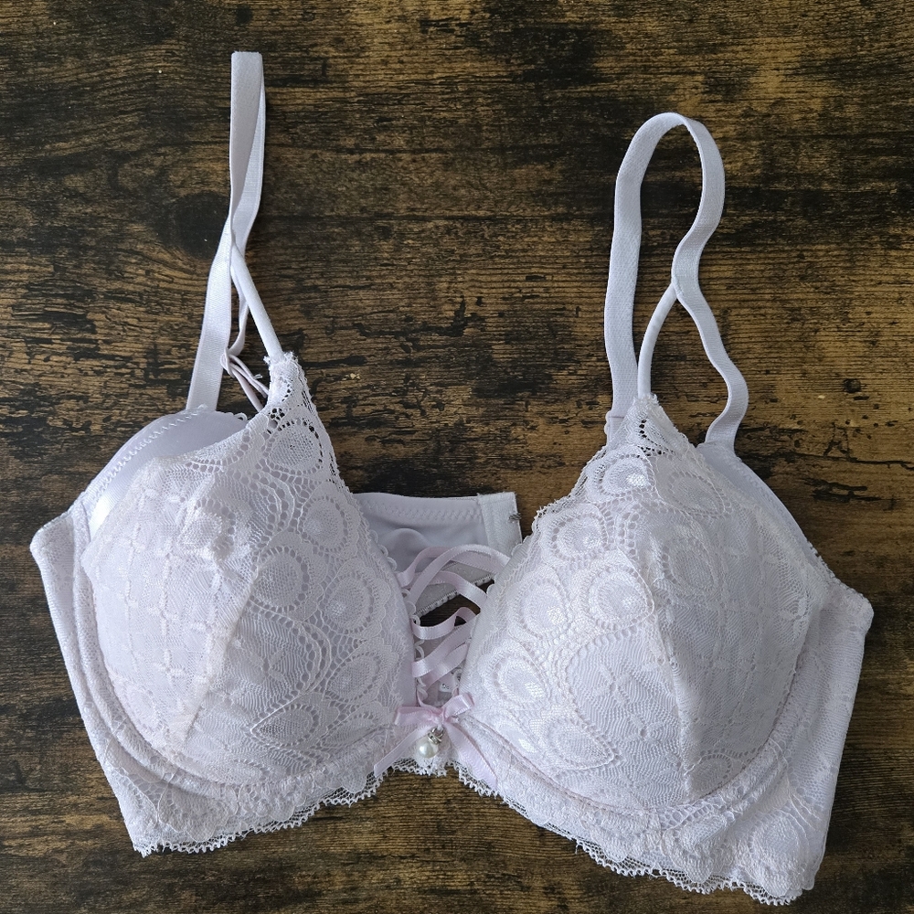 New Japanese beautiful Pink Lace lace bra 34C